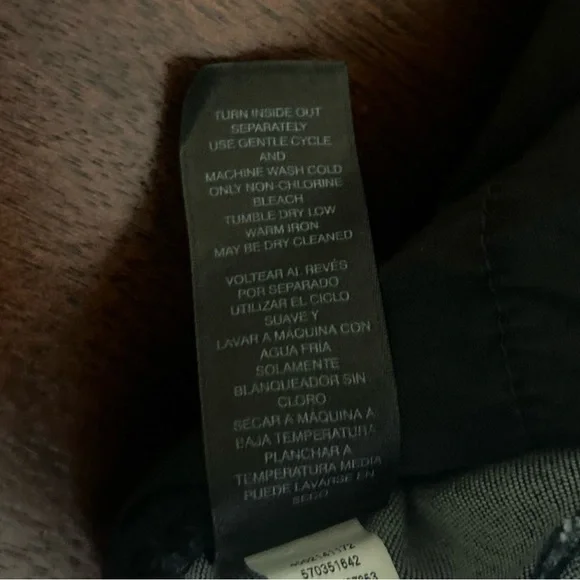 White House Black Market Wide Leg Dark Wash Jeans - Picture 4 of 4